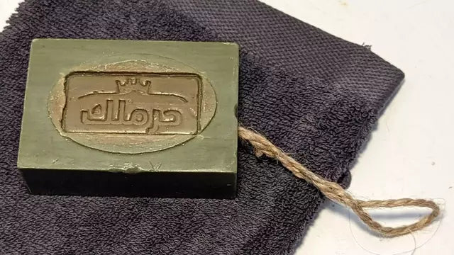 Aleppo-Seife mit 5 % Lorbeeröl, ca. 125 g, mit Kordel