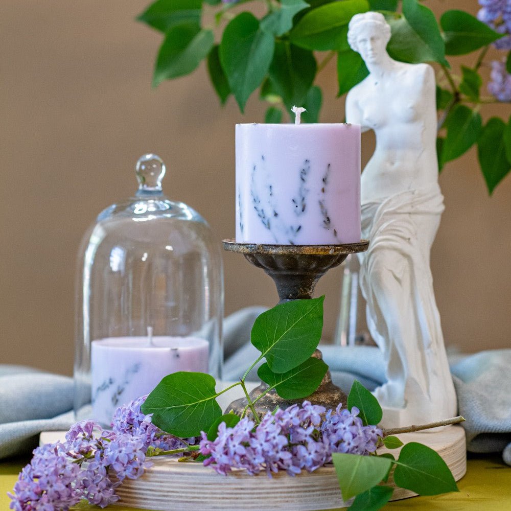 Hand-made Soy Wax Candle with Lavender Scent - Purple
