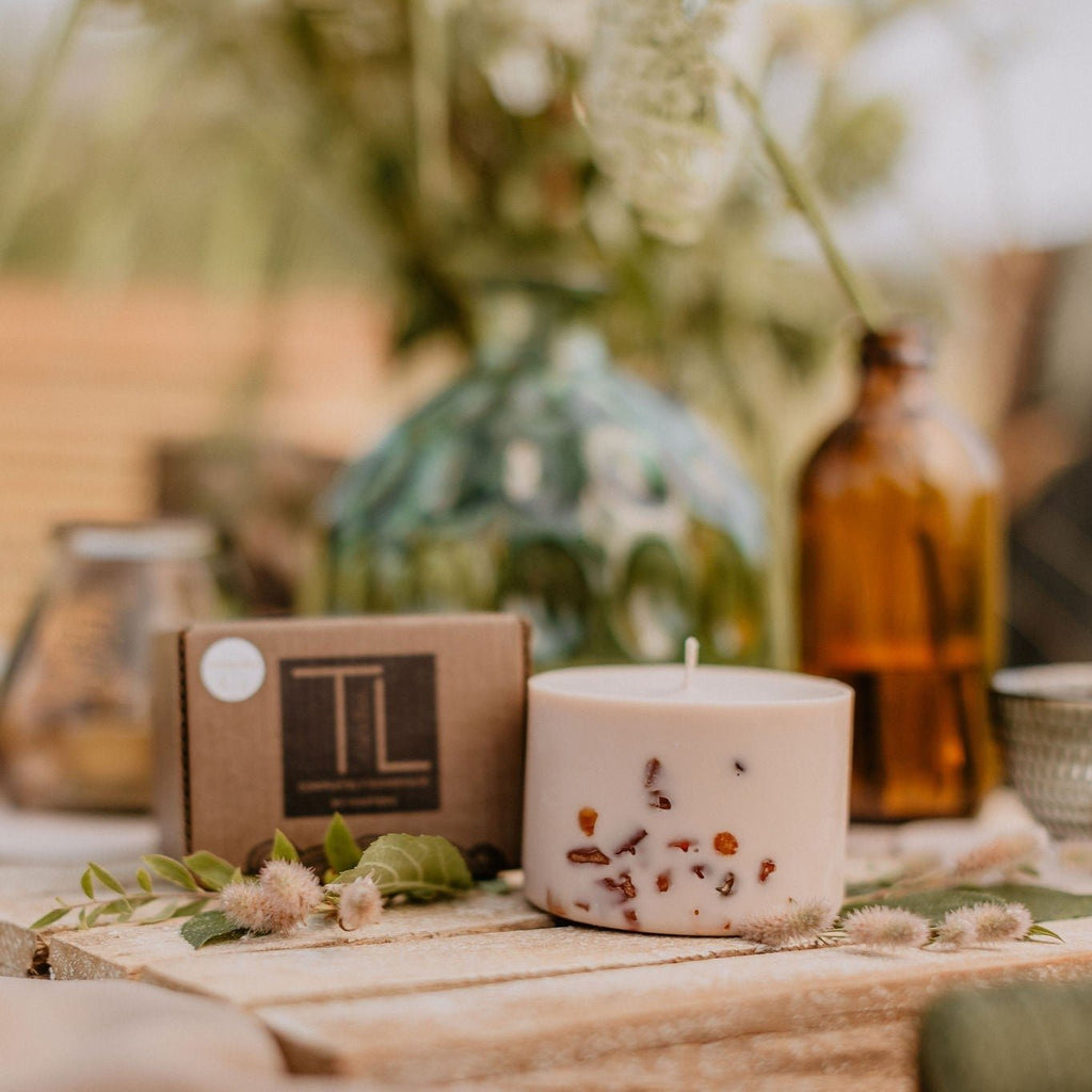 Hand-made Soy Wax Candle with Linden Flower & Honey Scent