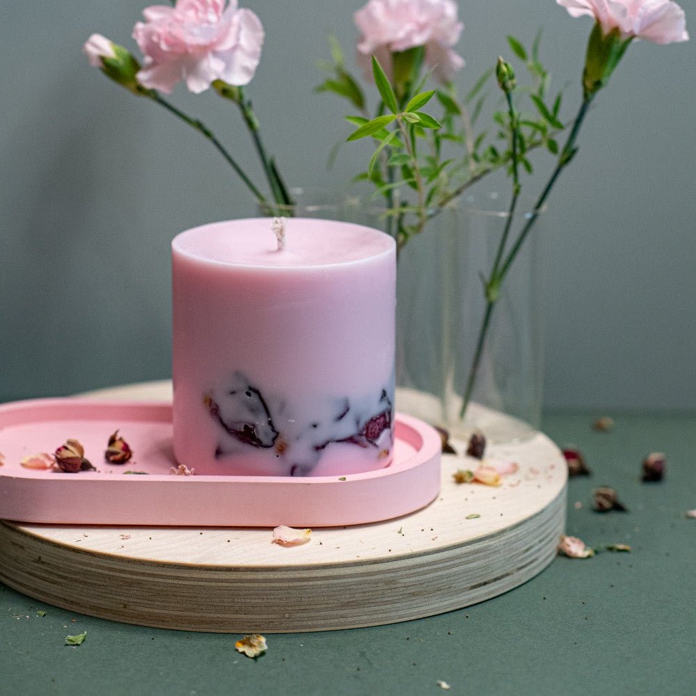 Hand-made Soy Wax Candle with Peony Scent