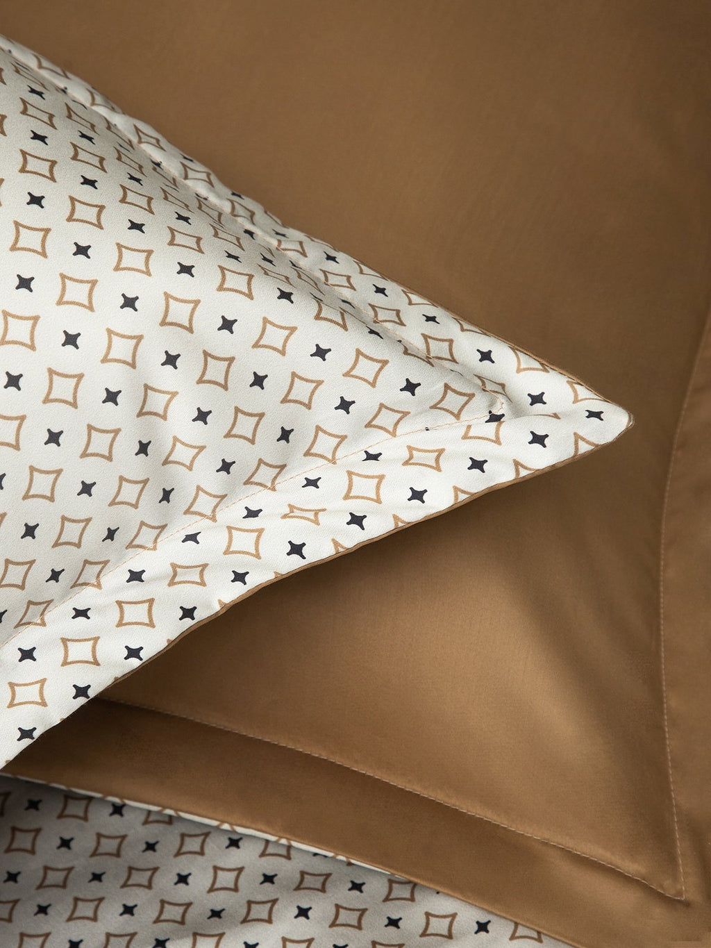 Premium Satin-Bettwäsche 160 × 200 cm aus Baumwolle & Tencel – 400 Fadenzahl – L’ARTE MILANO Bedding and other home textiles