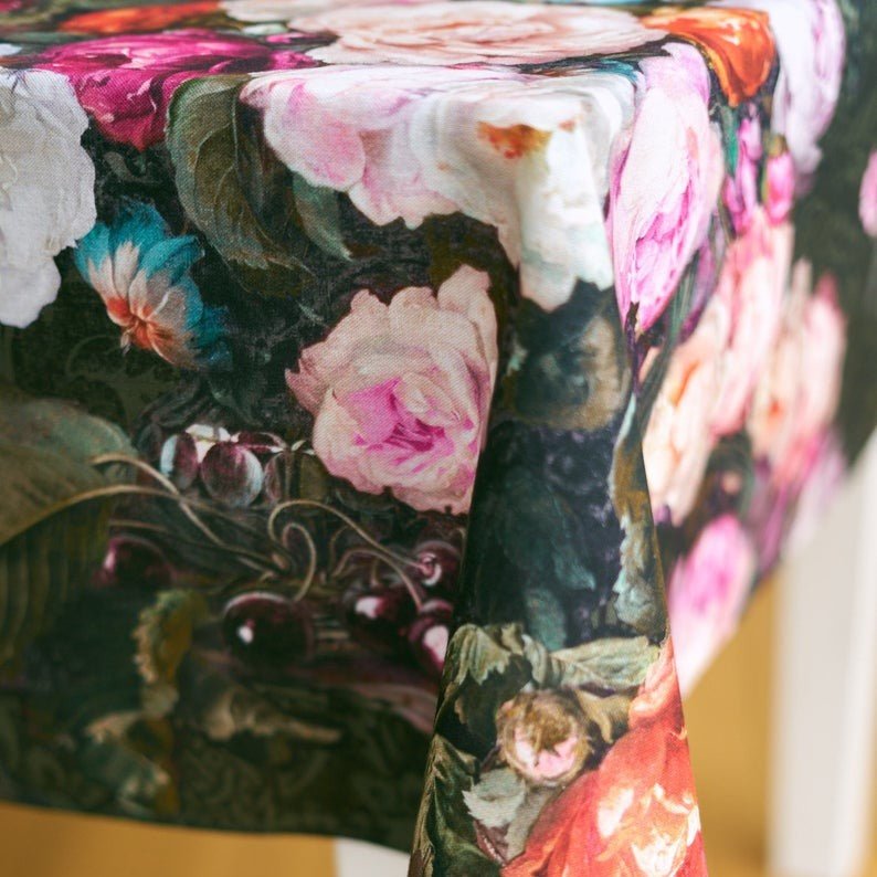 Rectangular Tablecloth - Francine Black