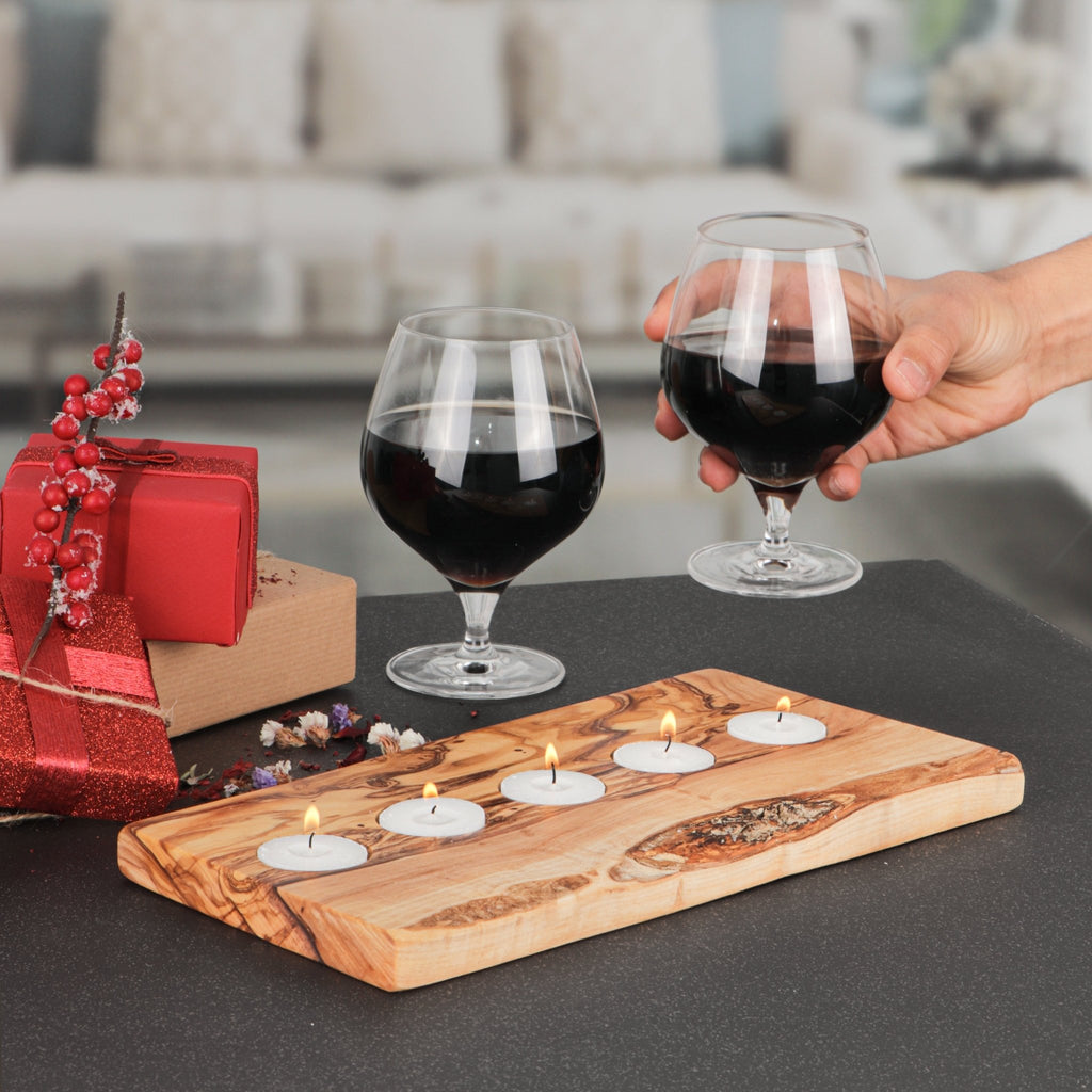 Teelichthalter-Tablett aus Olivenholz